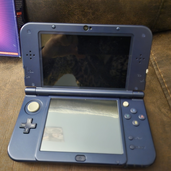 Galaxy Nintendo 3DS XL - Picture 9 of 10